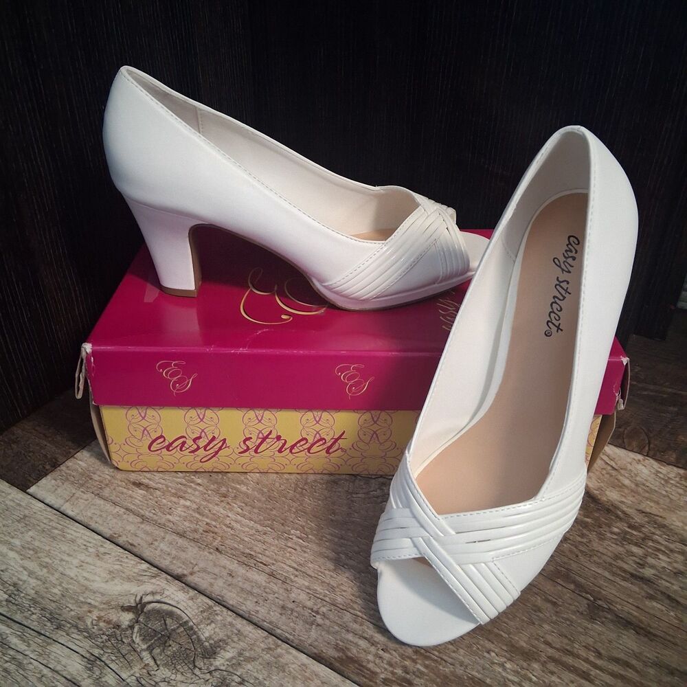 Easy Street Lavish Platform Peep-Toe Pumps White Size 8.5